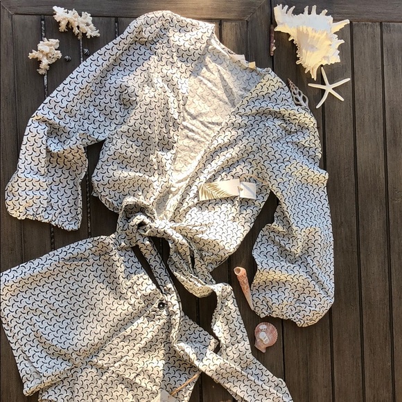 BILLABONG- Sincerely Jules WRAPPED IN LOVE HARD TO - Picture 2 of 13